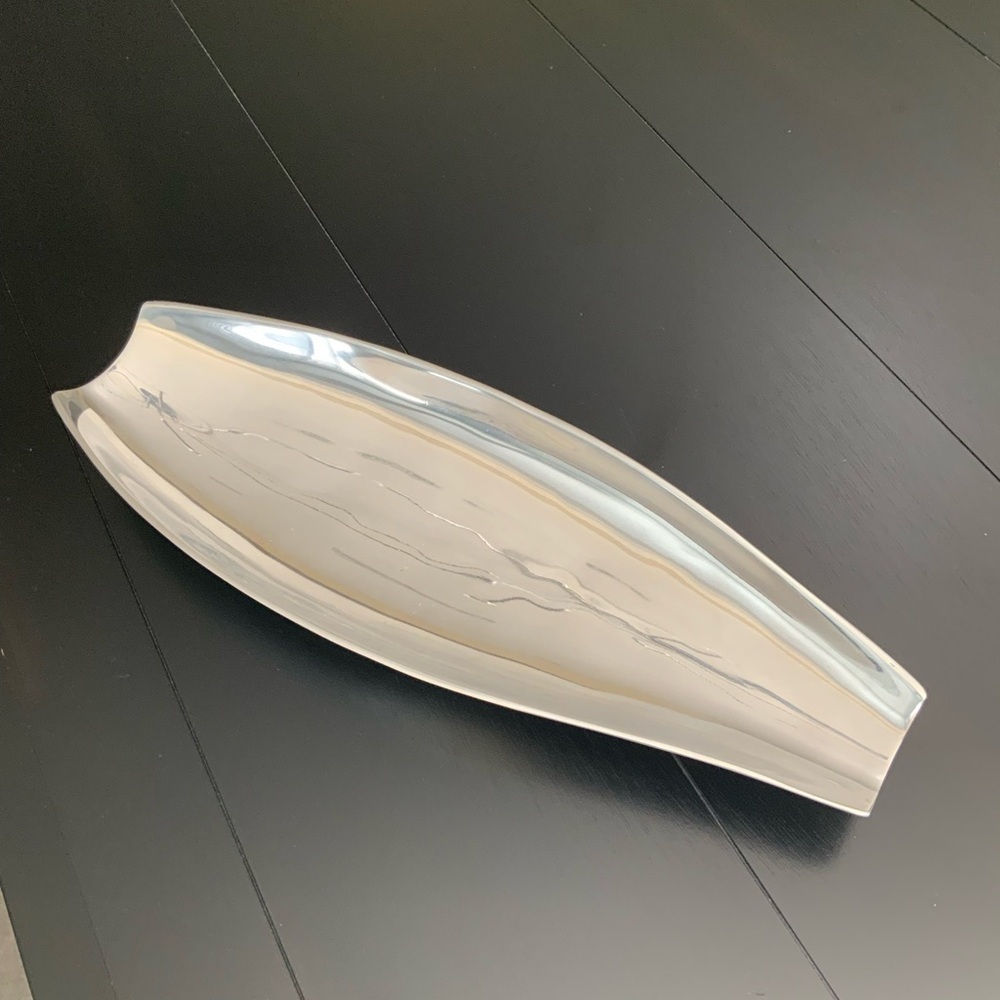 Vintage 2013 PIER 1 IMPORTS Silver Metal Long Flat Curved Decorative Tray EUC